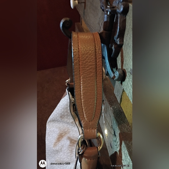 Michael Kors Lydia Hobo bag & clutch set & MK Dust Bag NWT ~ BONUS! - Picture 10 of 16